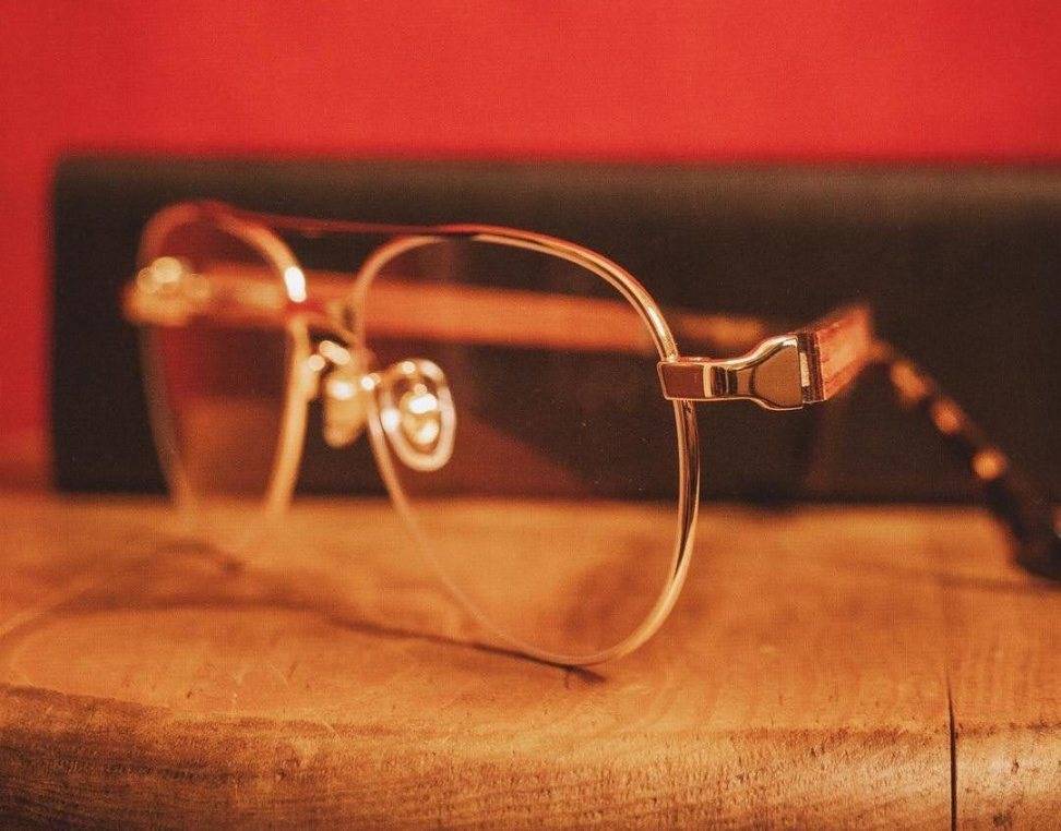 Old-School Cool: Best Vintage Glasses Trend